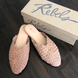 Rebels Talia Slide